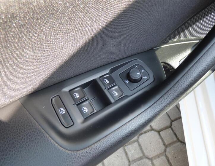 Volkswagen Passat 12