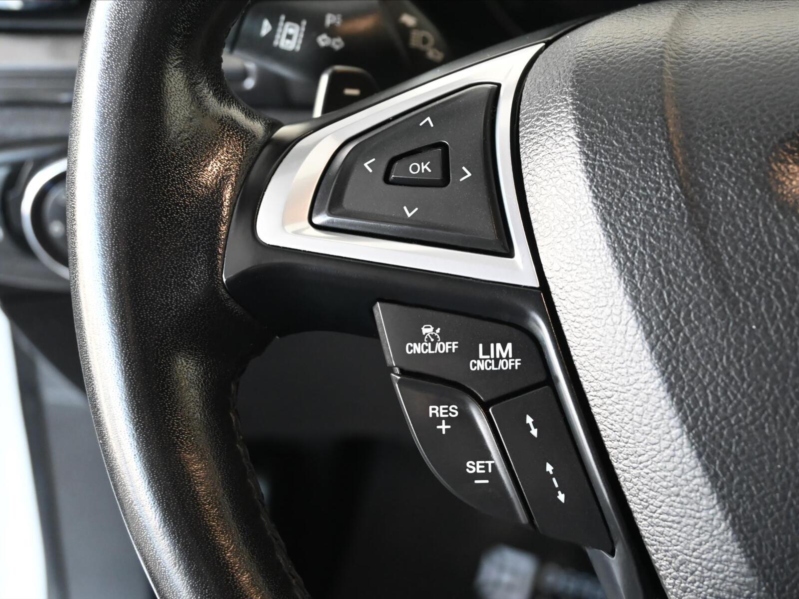 Ford Mondeo 17