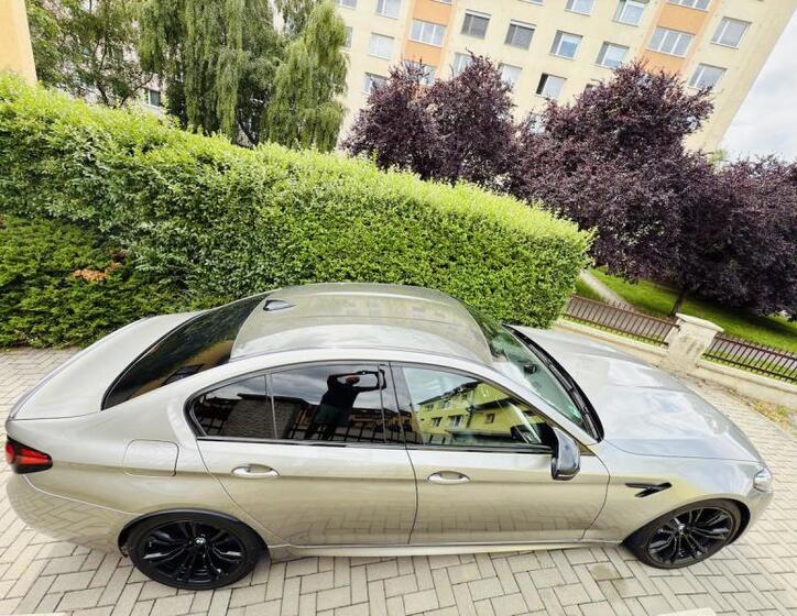BMW M5 16