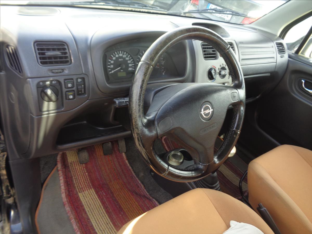 Opel Agila