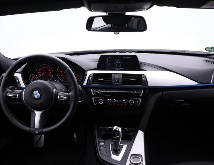 BMW Řada 3 32