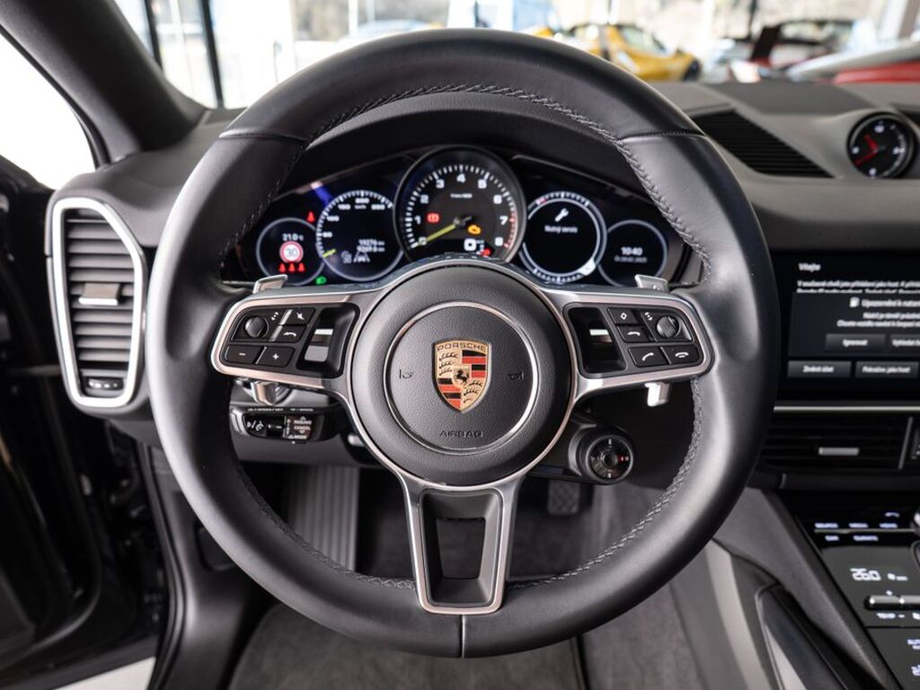Porsche Cayenne 7