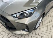 Toyota Yaris 10