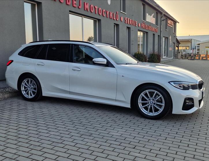 BMW Řada 3 2