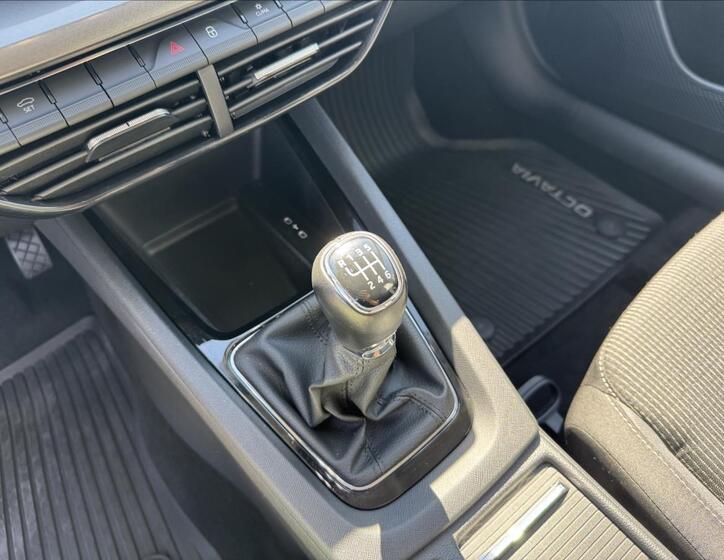 Škoda Octavia 19