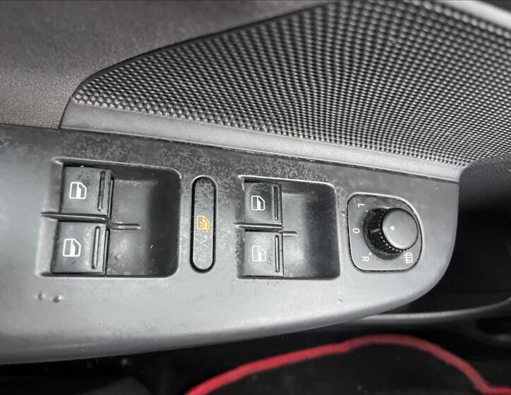 Volkswagen Golf 22