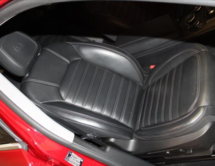 Alfa Romeo Stelvio 30