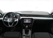 Volkswagen Passat 11