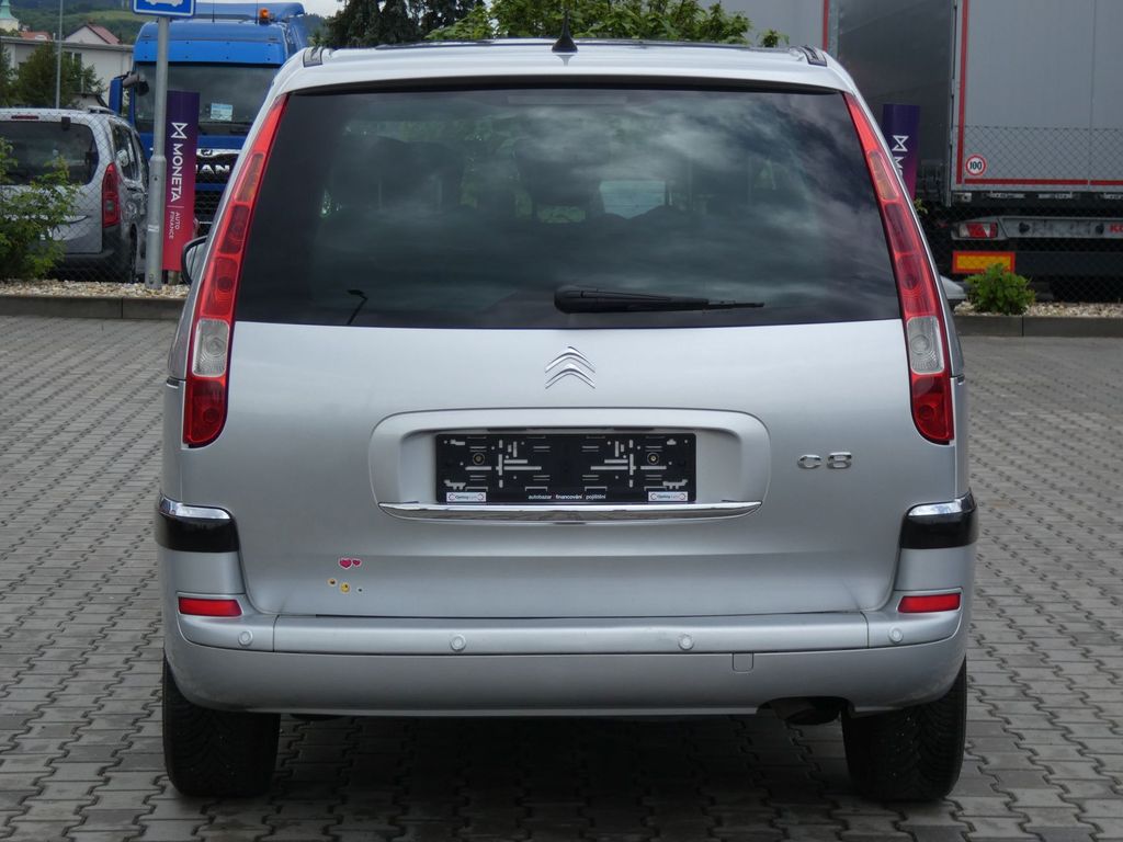 Citroën C8