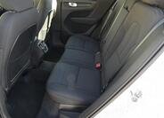 Volvo XC40 18