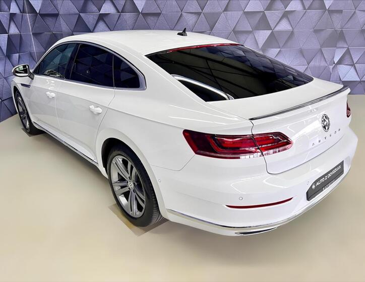 Volkswagen Arteon 5