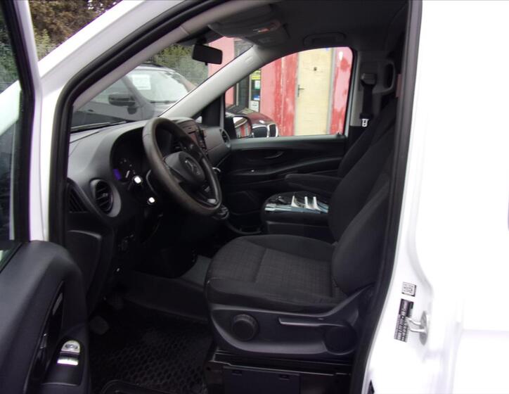 Mercedes-Benz Vito 15