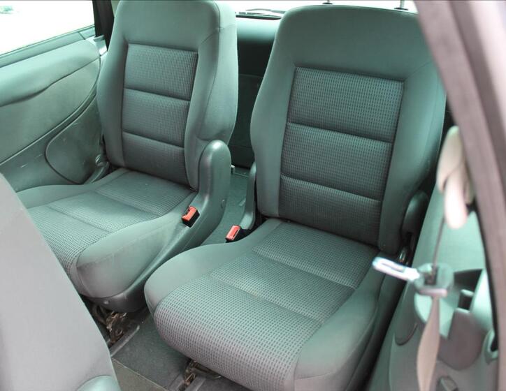 Volkswagen Sharan 9