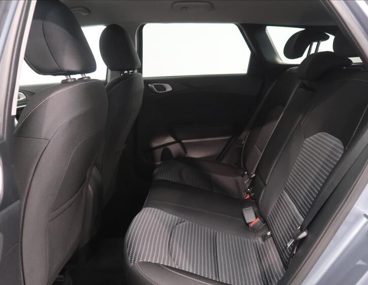 KIA Ceed 14