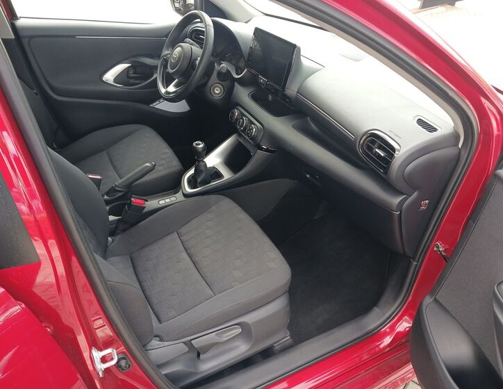 Toyota Yaris 14