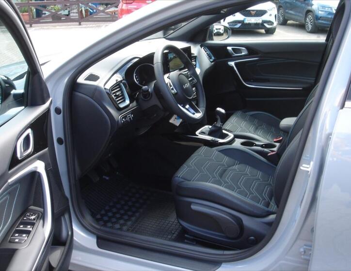 KIA Ceed 15