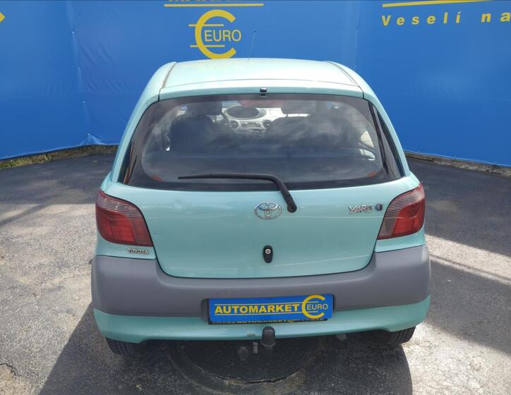 Toyota Yaris 5