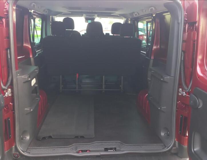 Renault Trafic 15