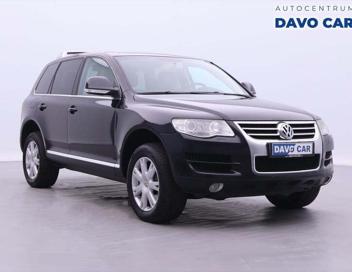 Volkswagen Touareg 1