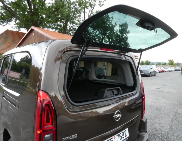 Opel Combo 11