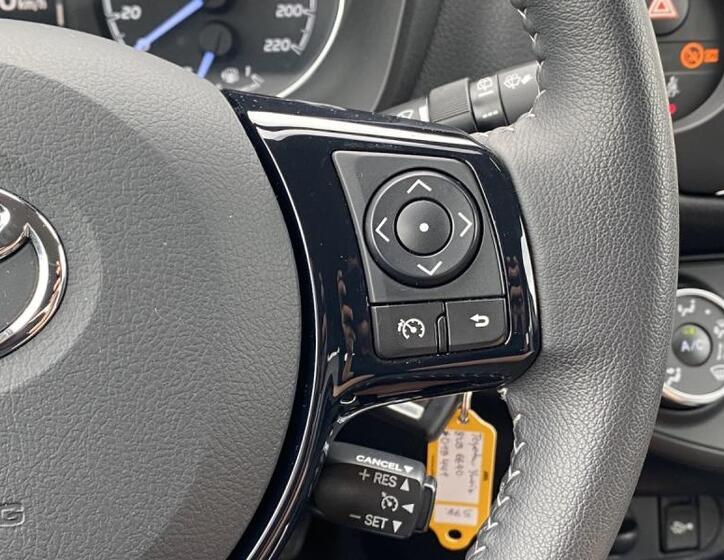 Toyota Yaris 19