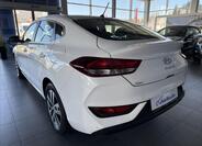 Hyundai i30 4