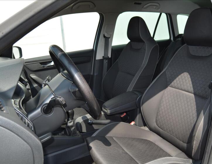 Škoda Fabia 10