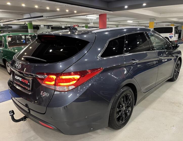 Hyundai i40 4