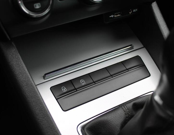Škoda Octavia 16