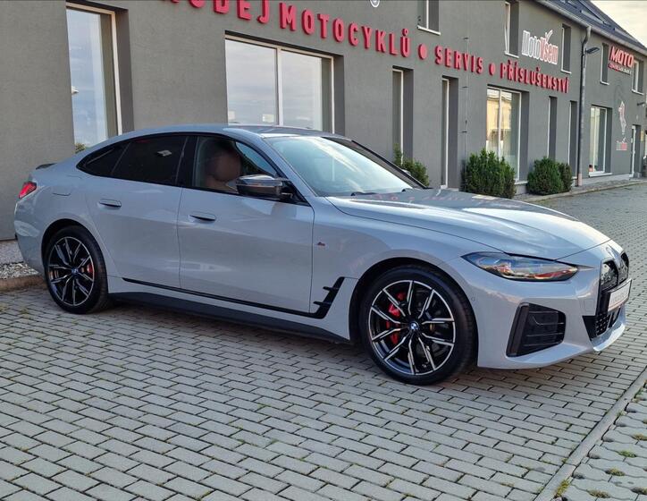 BMW i4 2