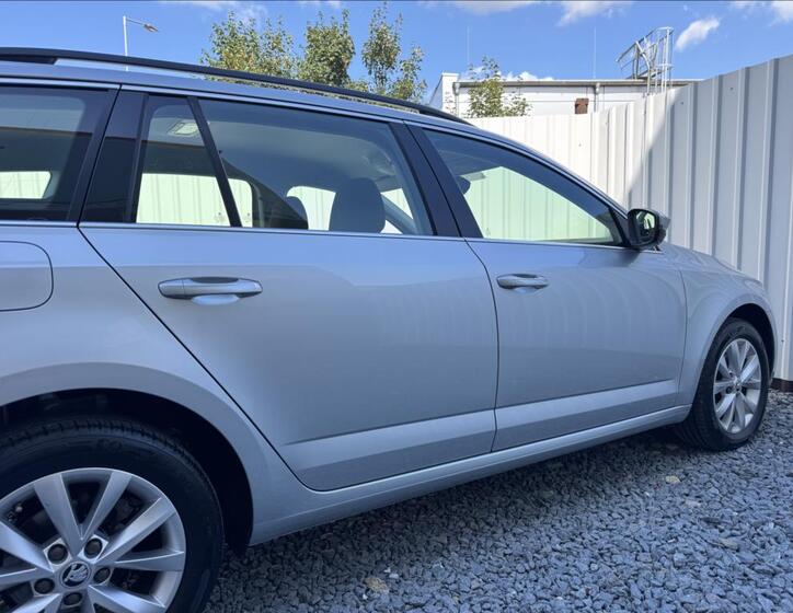 Škoda Octavia 15