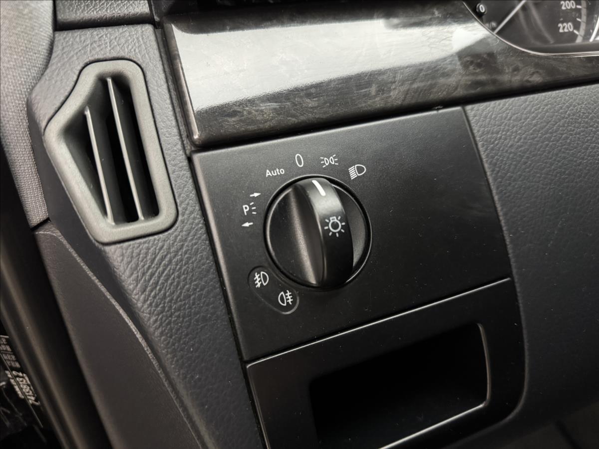 Mercedes-Benz Viano