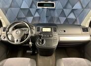Volkswagen Multivan 10
