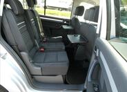 Volkswagen Touran 25