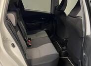Toyota Yaris 11