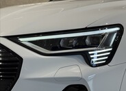 Audi e-tron 5