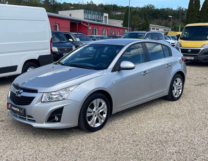 Chevrolet Cruze 1