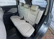 Mitsubishi Outlander 25