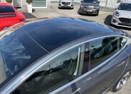 Tesla Model 3 34