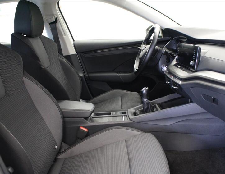Škoda Octavia 12
