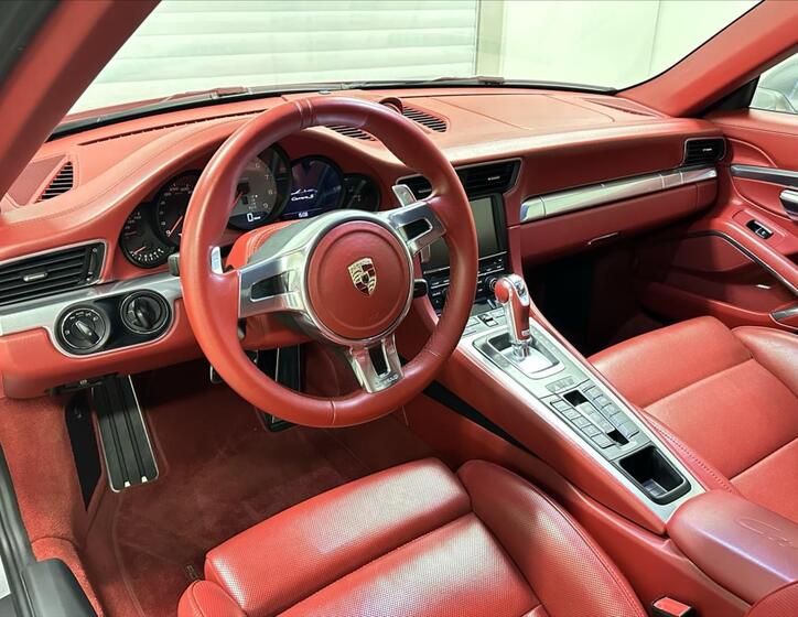 Porsche 911 16