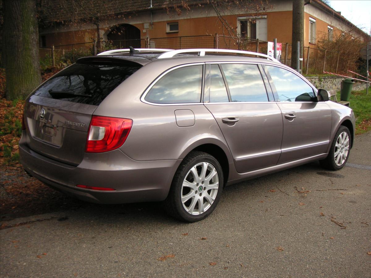 Škoda Superb