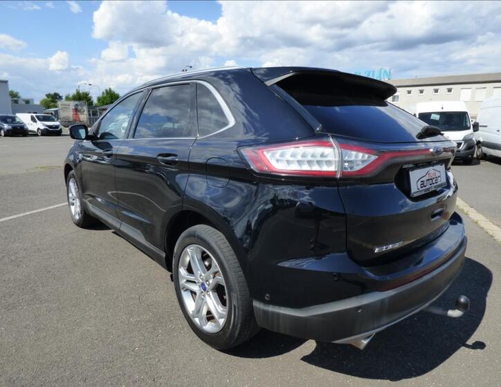 Ford Edge 5