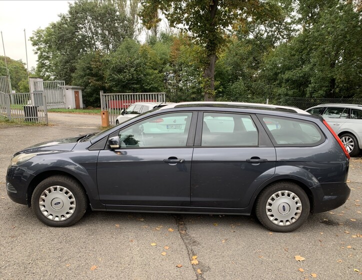 Ford Focus 8