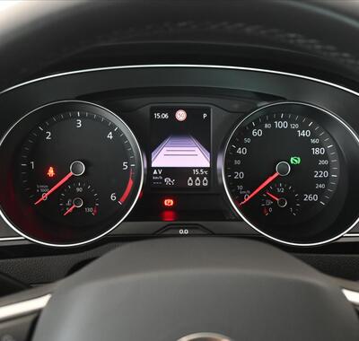 Volkswagen Passat 13