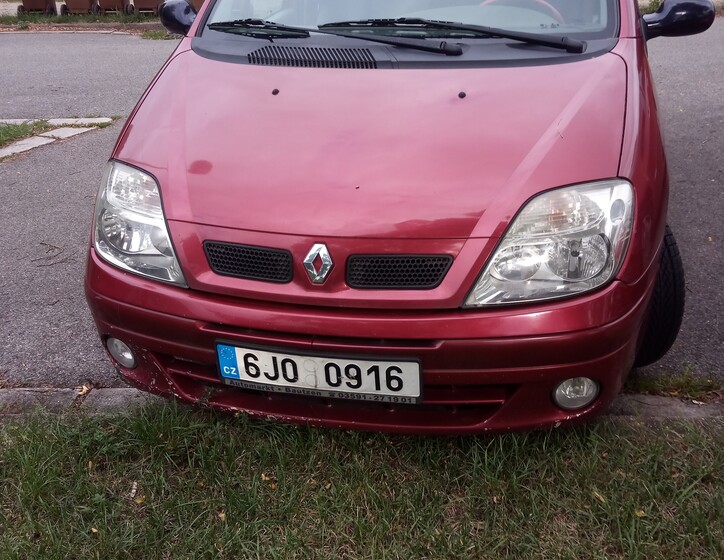 Renault Grand Scénic 1