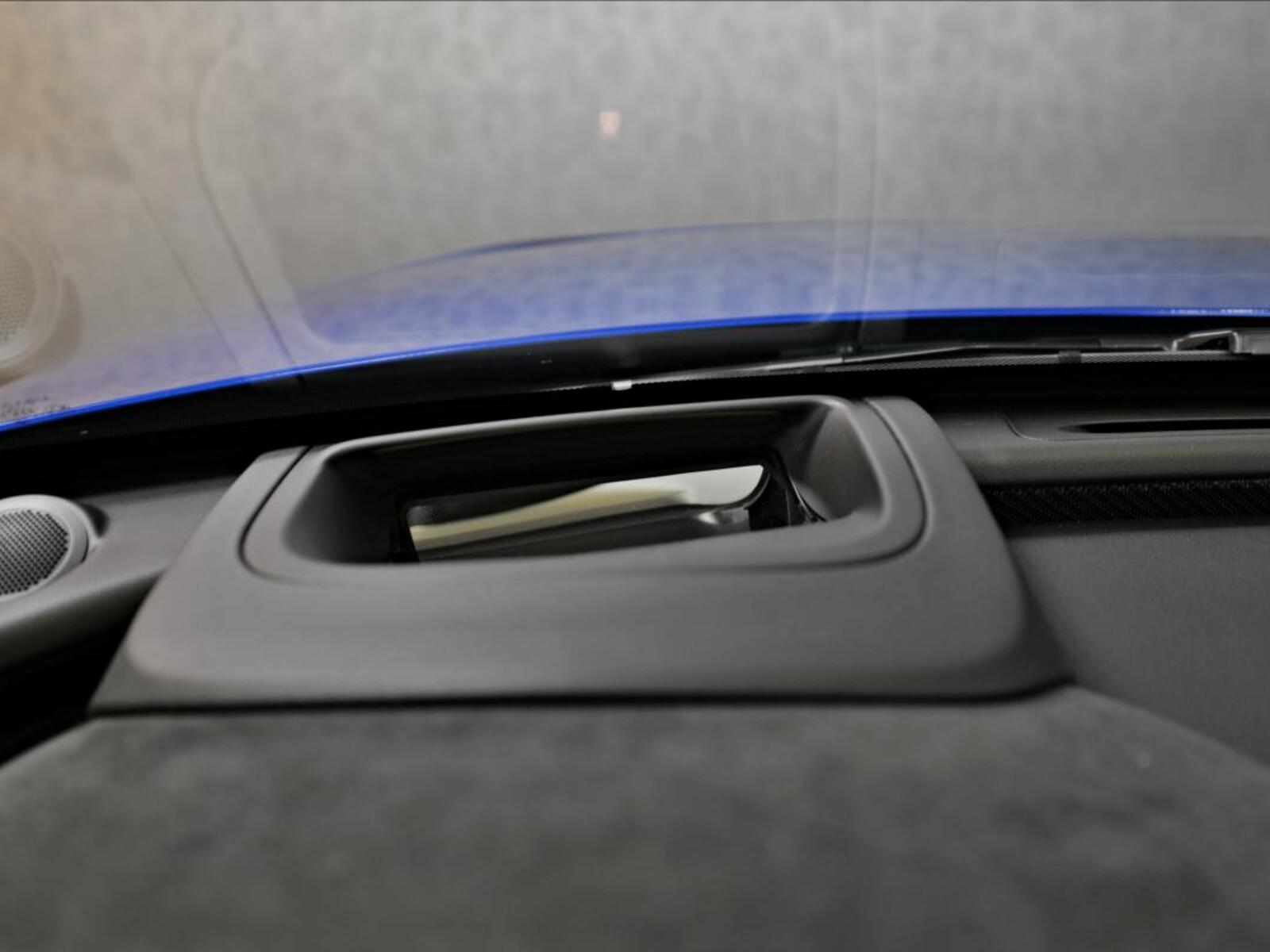 Jaguar XE 21