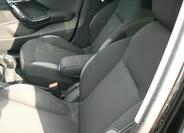 Peugeot 208 11