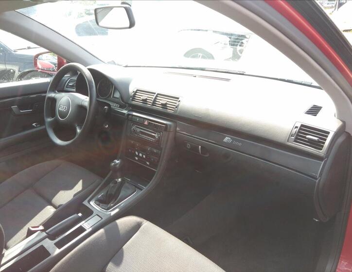 Audi A4 10
