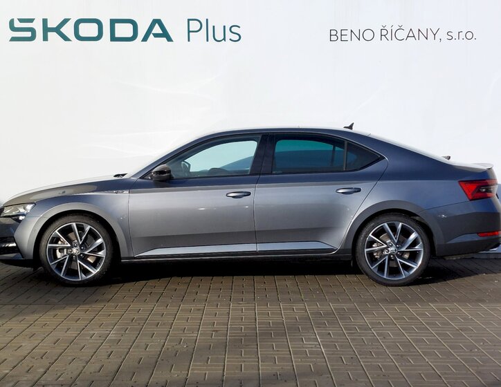 Škoda Superb 3